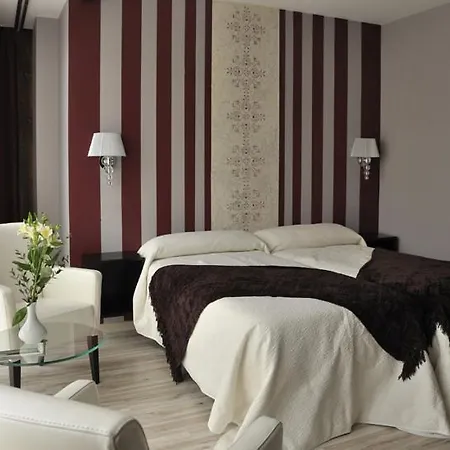 Dos Aguas Pensión 4*